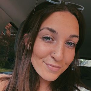 Meet your Posher, Abbie